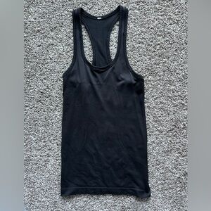 Lululemon Swiftly Tech Racerback Tank Top Waist Length, Black, Size 2.